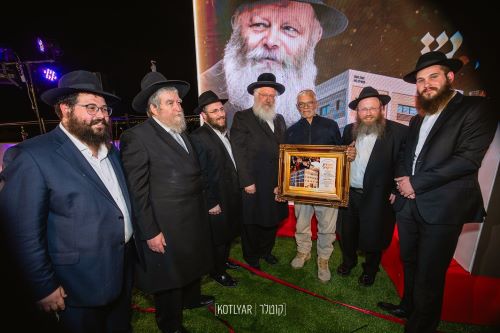 מר איתן יוחננוף בעל רשת המרכולים ישראלית המוכרת במותג יוחננוף